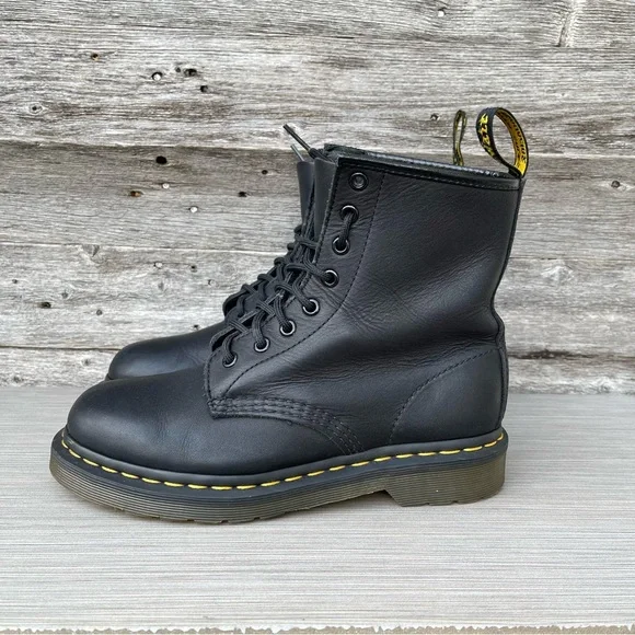 Dr. Martens Shoes Dr Martens Awley Airwair Black Leather